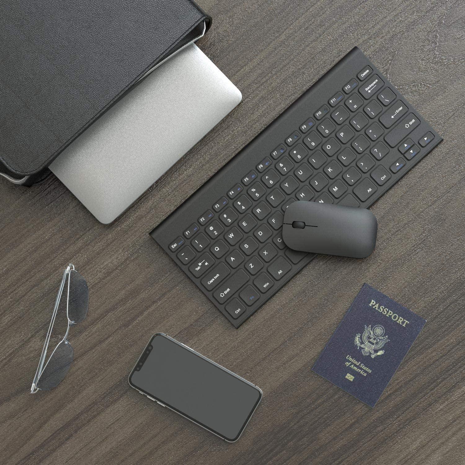 Compact travel keyboard and mouse